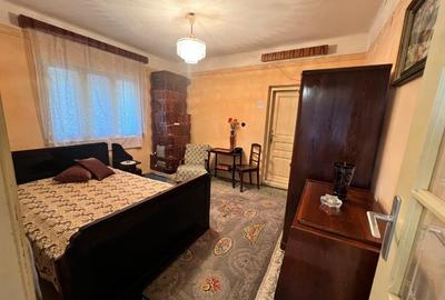 Proprietar vând casă cu 7 camere în Diculești, teren 2267 mp - 10
