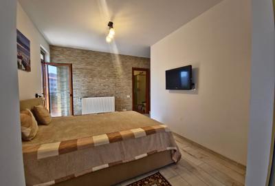 Apartament cu 3 camere decomandat, mobilat în Energia - 30