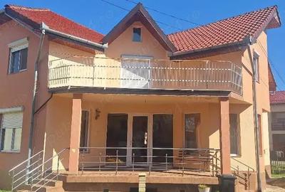 Dau spre inchiriere Timisoara (Fratelia), parter vila sau integral - 2