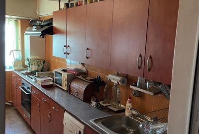 Apartament cu 4 camere decomandat în Central - 3