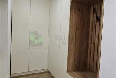 Apartament cu 2 camere decomandat în Tractorul