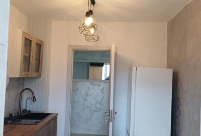 Apartament cu 2 camere decomandat în Central - 2