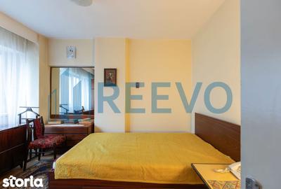Apartament cu 4 camere decomandat în 9 Mai - 2