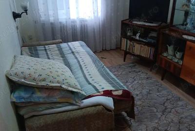 Apartament cu 3 camere decomandat în Central - 2