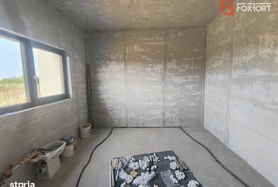 Casă cu 4 camere în Ghiroda - 8