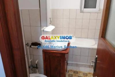 Apartament cu 4 camere decomandat în Micro 3 - 1