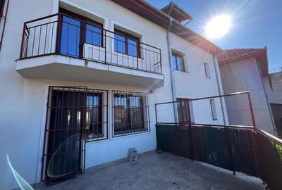 Lugoj, Vila P+2E+M , 656 Mp., Construiti, Posibilitate De Investitie, Zona 0 - 12