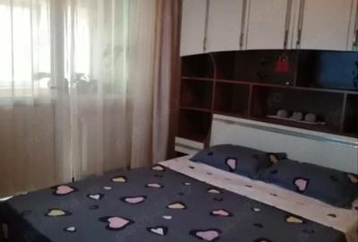 Apartament cu 3 camere decomandat în Central - 1