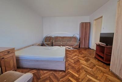 Apartament cu 2 camere decomandat, mobilat în Plopilor - 3