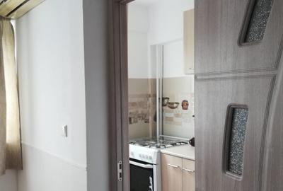 Inchiriez garsoniera confort I zona parc Brancu?i-Titan - 6