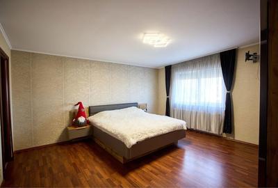 Casă cu 4 camere cu Teren 250 Mp în Cățelu - 2