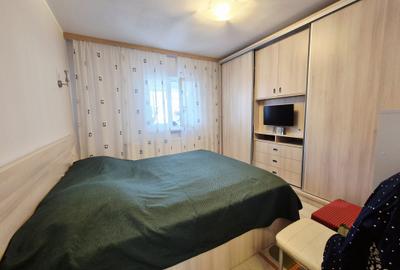 Apartament cu 4 camere decomandat în Casa de Cultură - 3