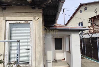 Casă individuală cu 3 camere cu Canalizare în Băicoi - 3