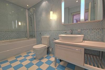 Casă cu 7 camere cu Canalizare în Băneasa - 13