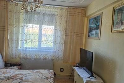 Apartament cu 2 camere decomandat în Central - 1