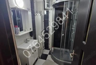 Apartament cu 2 camere semidecomandat în 1 Mai