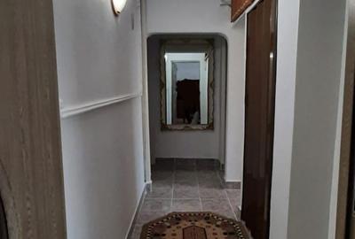 Apartament cu 3 camere nedecomandat în Micro 5 - 4