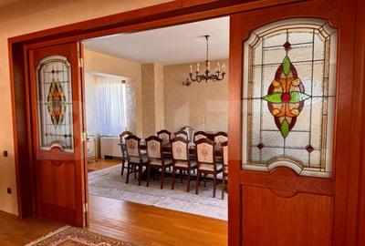 Vila de vanzare, cu 11 camere, 550 mp, zona Bariera Valcii Vila de vanzare, cu 11 camere, 550 mp, zona Bariera Valcii - 7