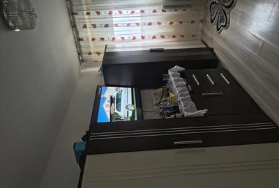 De vanzare apartament doua camere decomandat zona Viaduct - 2