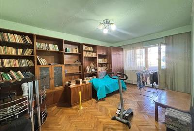 Apartament 4 camere Bd. Traian - 5