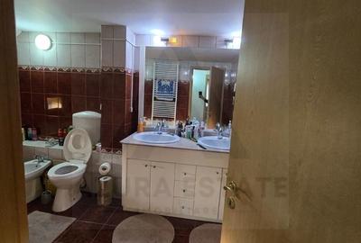 Casa moderna 8 camere pretabil locuinta sau investitie in Selimbar - 7