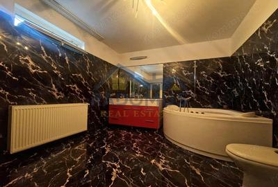 Casa + Spa?iu Comercial - Str.Strandului - 200 mp Utili - Trifazic - 15