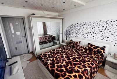 Apartament cu 4 camere decomandat în Micro 1 - 2
