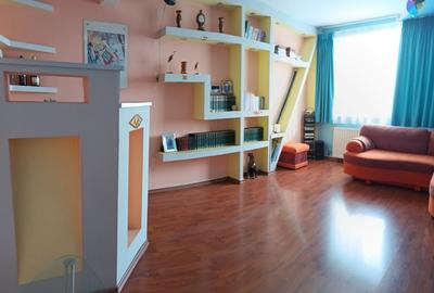 Apartament cu 3 camere decomandat în Mărgeanului - 6