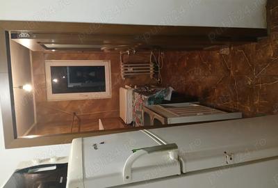 Particular,persoana fizica Vind apartament 2 camere et 5 din 10 Luica - 3
