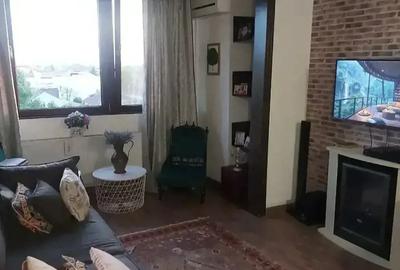 Apartament 3 camere in Girocului