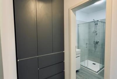 Apartament cu 3 camere la prima închiriere în zona Tractorul la et 7/10 - 7