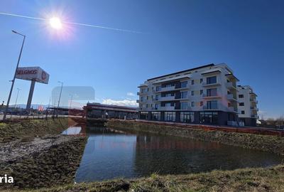 Spațiu comercial, de 49 mp, în Central - 8