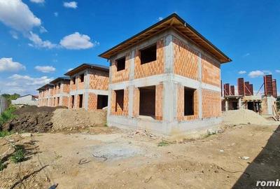 Casă cu 4 camere cu Canalizare în Afumați - 3