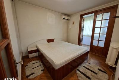 Apartament cu 3 camere semidecomandat, mobilat în Titan - 2