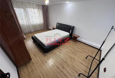 Apartament cu 4 camere decomandat în Tineretului - 4