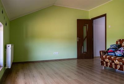 Casă cu 3 camere cu Teren 455 Mp în Biharia - 8