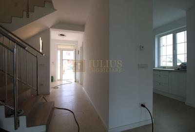 Duplex cu 5 camere cu Canalizare în Dumbrăvița - 4