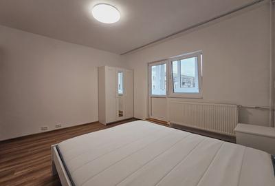 Timpuri Noi metrou | Nerva Traian | Bloc anvelopat | Prima inchiriere | Liber - 13