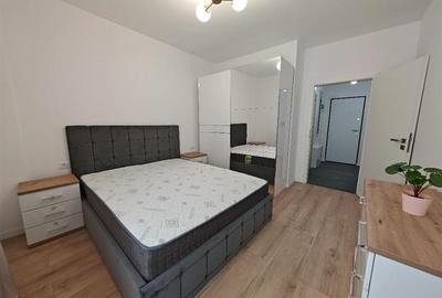 Apartament cu 2 camere decomandat, mobilat în Tractorul - 6