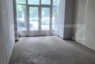 Spatiu comercial cu vad pietonal mediu, 195 mp Spatiu comercial cu vad pietonal mediu, 195 mp - 8