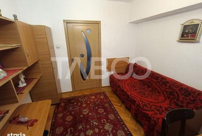 Apartament cu 3 camere semidecomandat în Ampoi 1 - 13