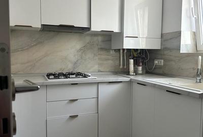 Apartament 3 camere - bloc nou, cu vedere la mare, mobilat si utilat - 10