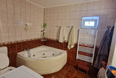 Cornetu - Buda, vila pretabila pentru 2 familii, 0% comision cumparator - 10