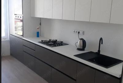 Garsonieră decomandată în Soarelui