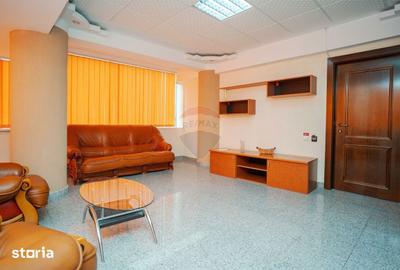 Spațiu comercial, de 1,855 mp, în Central - 3