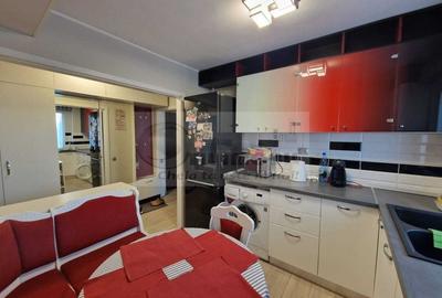 Liber, mobilat modern, apartament 3 camere, Tatarasi Posta, etaj 3/4 - 2
