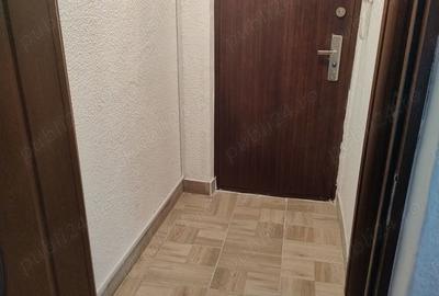 Apartament cu 2 camere semidecomandat în Ferentari