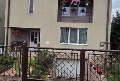 Casă cu 4 camere în Exterior Vest - 2