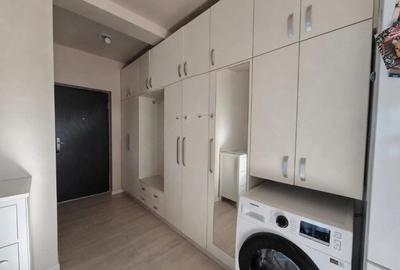 Apartament cu 2 camere decomandat în Girocului