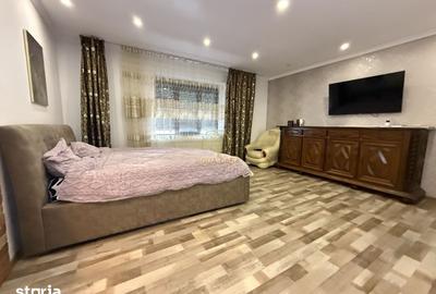 Casă cu 4 camere cu Teren 485 Mp în Titulescu - 7